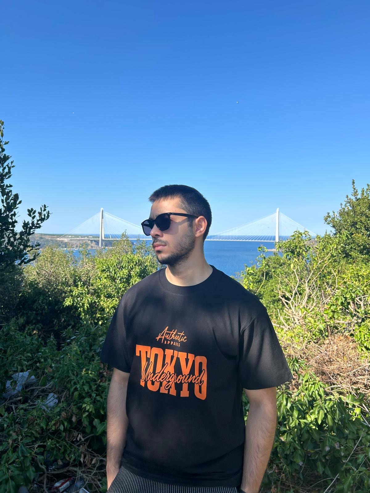 Erkek  Spor Araba Grafik Tişört - TOKYO Baskılı Oversize Yazlık