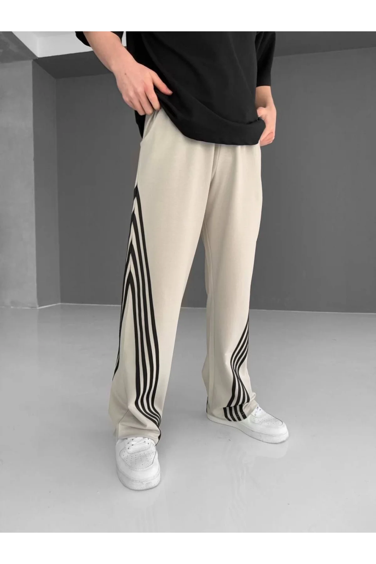 Erkek Oversize Şerit Baskılı Eşofman Altı